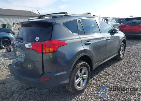 2015 Toyota Rav4 Xle z USA, uszkodzony, nr VIN 2T3RFREV7FW233795